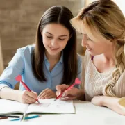 roter Herzkugelschreiber